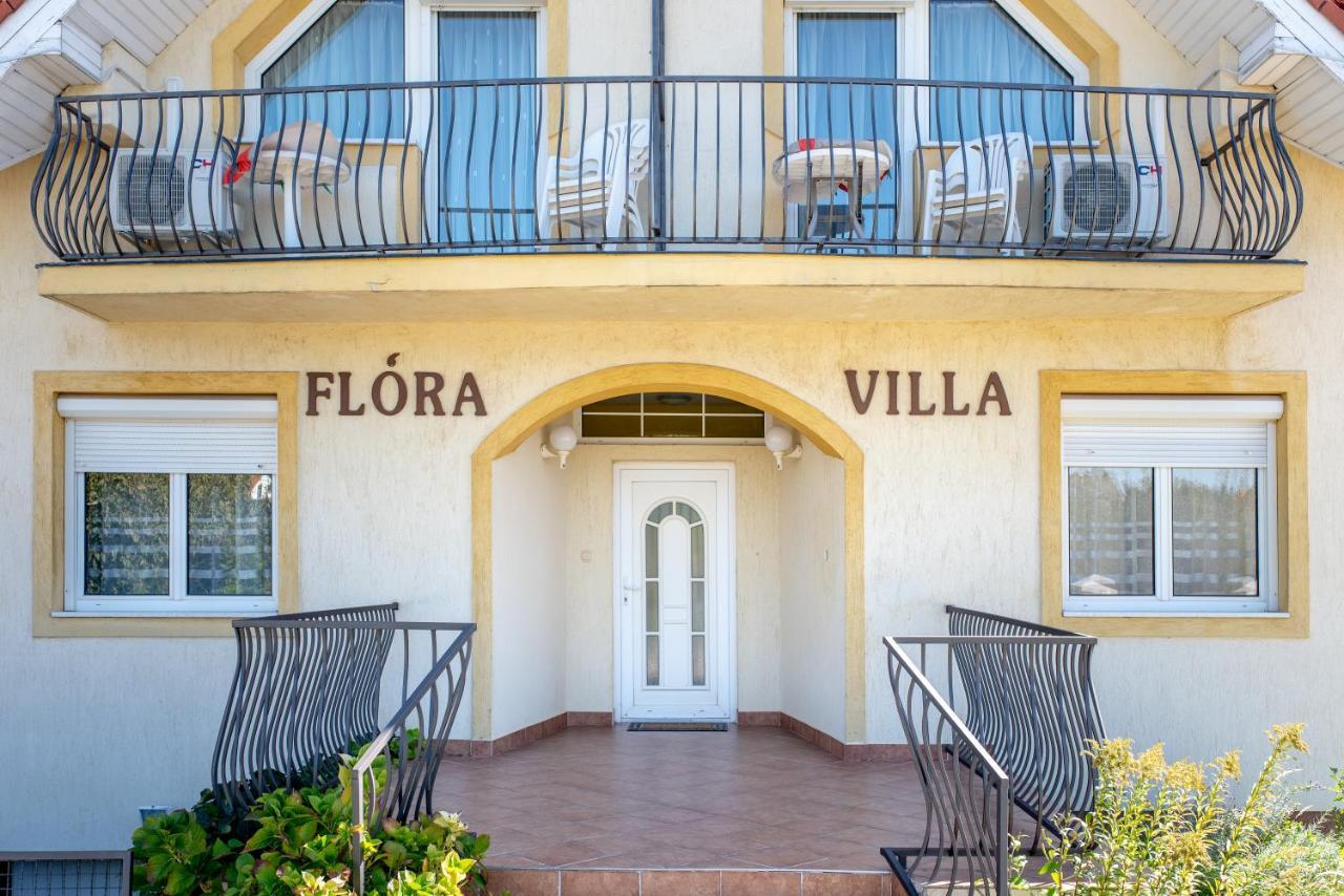 Flora Villa Heviz Luaran gambar